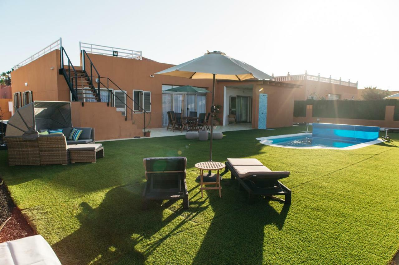 Eco Villa White Suite With Climatized Pool Калета-де-Фусте Экстерьер фото